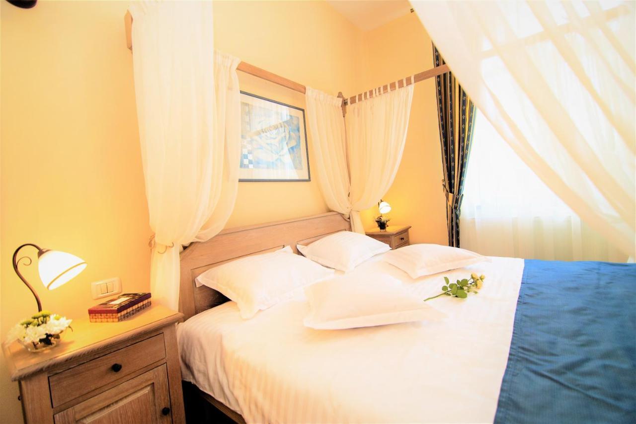Karlhof Hotel Sebeş Buitenkant foto